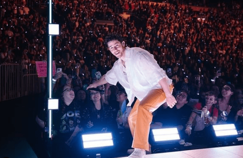 Nick Jonas Gets Hit With Wristband During Toronto Concert After Previously  Being Hit With Bra, Tells Fans Not To Do It Again (Watch Video)