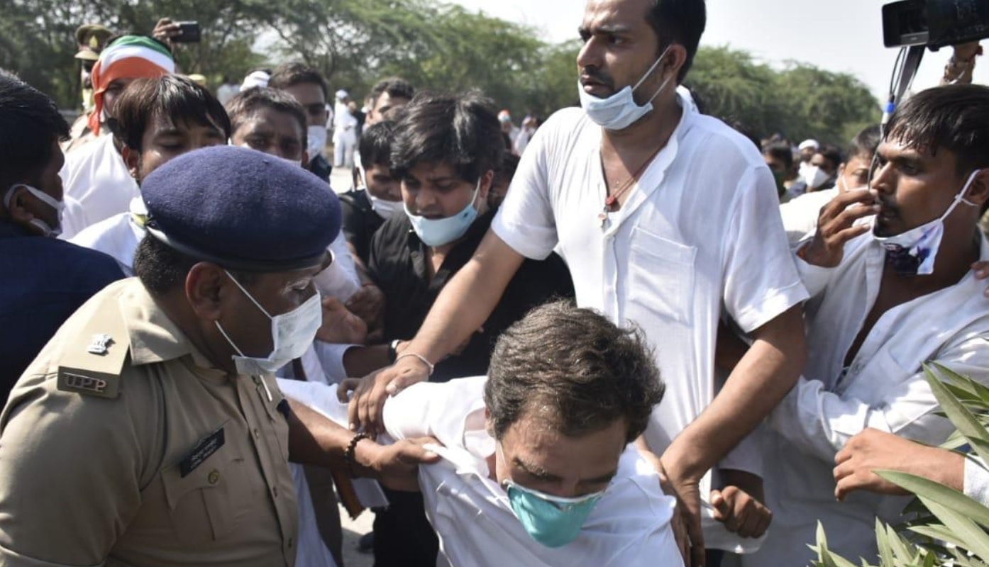 Rahul, Priyanka detained while marching towards Hathras to meet victim's family