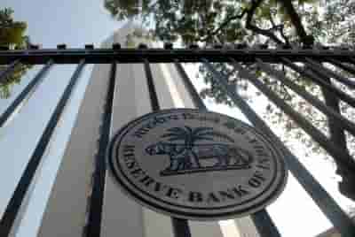 RBI won't revise repo rate, decision to be unanimous: Economists