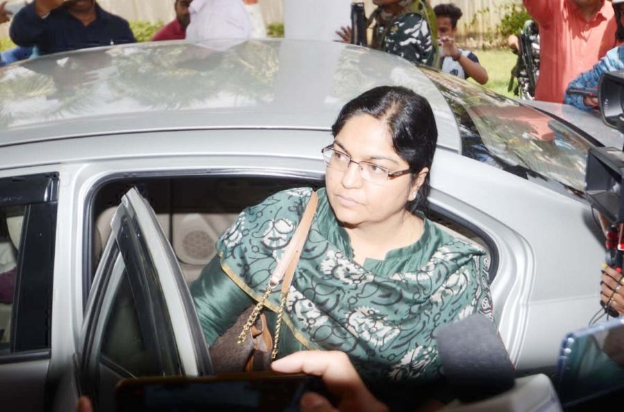 IAS Pooja Singhal questioned for nine hours, fails to answer many questions