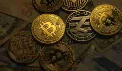 Bitcoin miners see transaction revenue grow a massive 400% in 2023