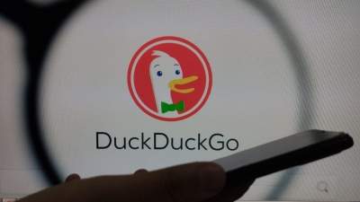 DuckDuckGo's new feature will block 'Sign in with Google' pop-up
