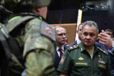 Russia to beef up western, eastern borders amid tensions