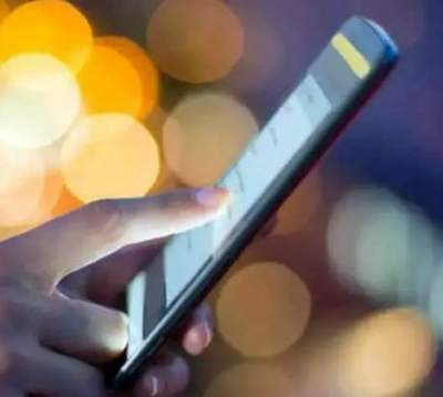 India sees 10-spot jump in median mobile speeds globally