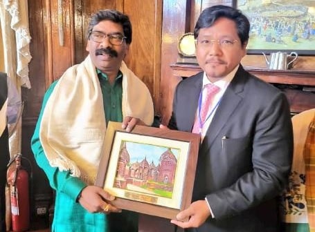 Hemant Soren attends swearing-in ceremony of newly elected Chief Minister of Meghalaya