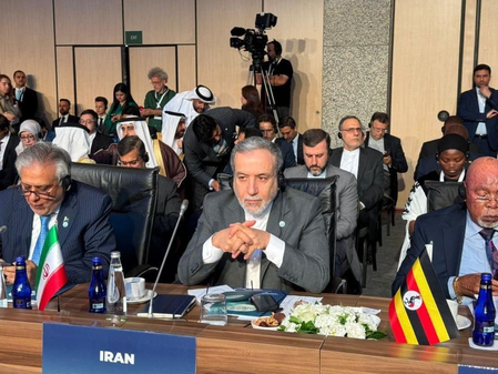 Iranian FM Urges Trump to Drop ‘Disrespectful Tone’ Towards Khamenei if He Wants a Deal