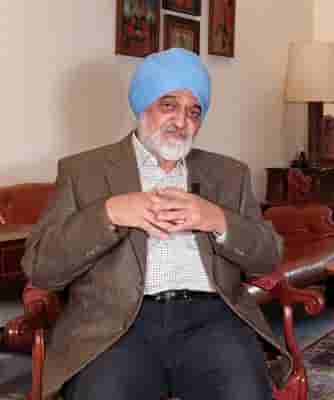 Need to review many welfare schemes, Montek reminds govt