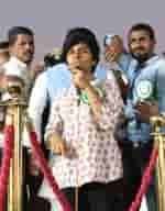 Woman stopped from shouting 'Pakistan zindabad' at Bengaluru rally