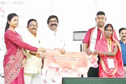 Govt is sensitive towards land acquisition, affected people will get their rights- CM