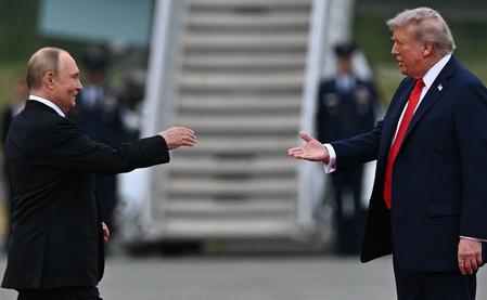 Trump calls Putin, discusses possible trilateral meeting with Zelensky: Kremlin