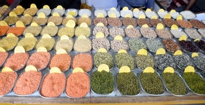 Govt warns against forward trade in pulses