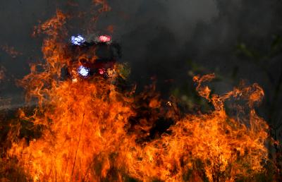Bushfire emergency warnings issued in Australian state