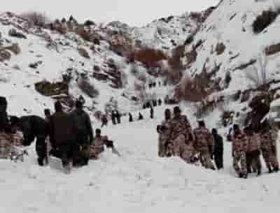 China deploys high altitude artillery guns in Tibet