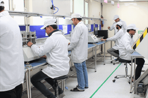 Optiemus, Corning to manufacture finished cover glass parts for mobiles in India