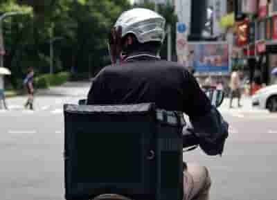 Online food delivery platforms log just 7% spike in orders during IPL 2023