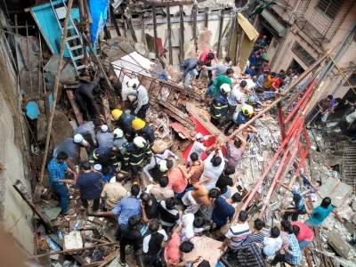 Minor rescued, many feared trapped in Mumbai building collapse 