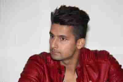 Ravi Dubey hosts reality show for mechanics