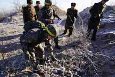 S.Korea captures N.Korean man after crossing border