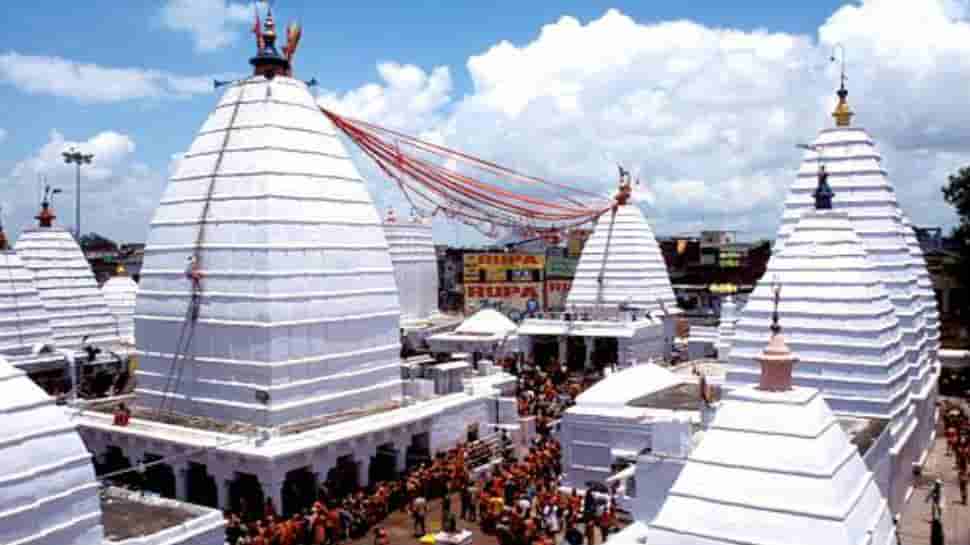 Shravani Mela: Kanwariyas continue to pour in Deoghar and Basukinath