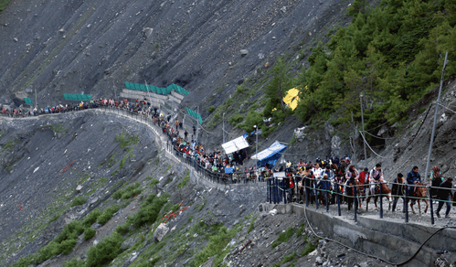 J&K administration refutes allegations of stone pelting on Amarnath pilgrims