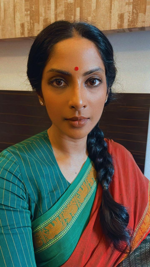 sriya-reddy-to-play-a-power-hungry-politician-in-tamil-web-series-thalamai-seyalgam
