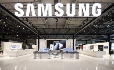 Chinese display makers team up to invalidate Samsung OLED patent: Report