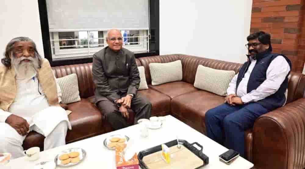 Jharkhand Governor Ramesh Bais meets JMM Supremo Shibu Soren