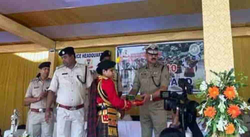 DGP honoured police women band of JAP -10