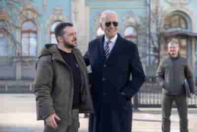 Biden to provide Ukraine with long-range missiles: report