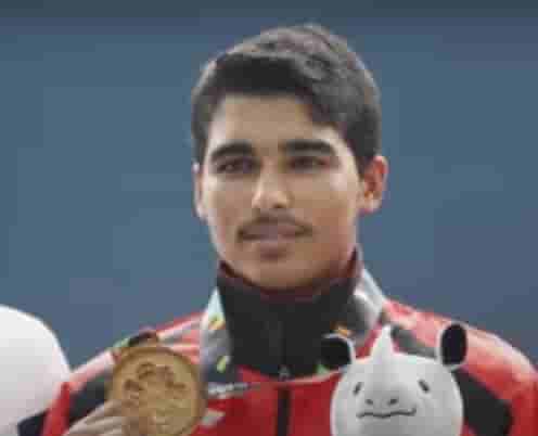 Saurabh wins gold at shooting World Cup