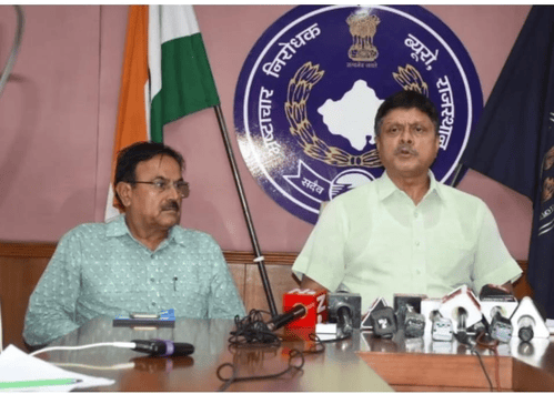 Bribe for exchanging OMR sheet: ACB includes Kumar Vishwas' wife's name in FIR