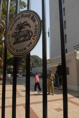 Tapering Covid: RBI retains rates accommodative stance