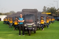 Amazon CEO Jeff Bezos drives e-rickshaw; video goes viral
