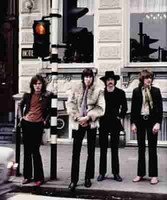 Pink Floyd reunite for Ukraine protest song