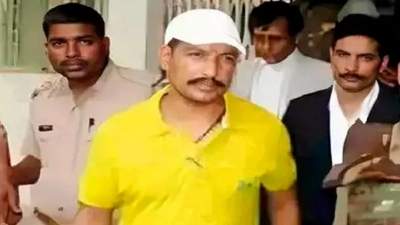 Dreaded Mukhtar gang criminal shot dead in Lucknow court by man in lawyer's garb