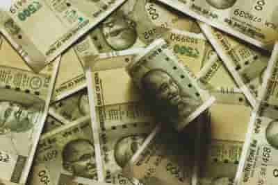 Rupee faces headwinds