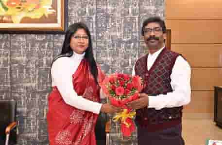 People of various walks meet CM, extend new year greetings