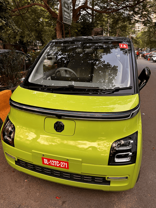 India sees over 120% growth in EVs, hybrid vehicles surge 400%
