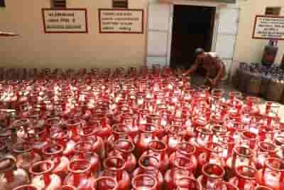 After petrol & diesel, consumers face cooking gas price rise