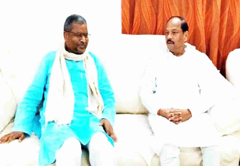 BJP State President Babulal Marandi met Raghubar Das