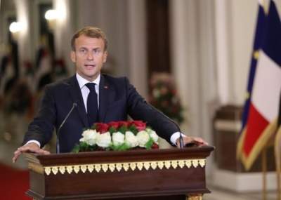 Macron meets Blinken for first talks after submarine row