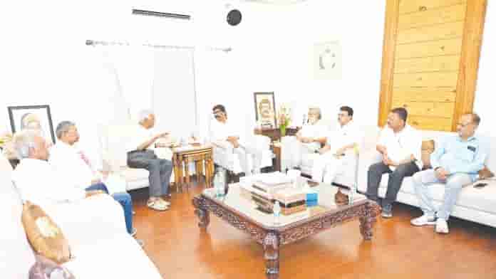 CPI General Secretary D Raja calls on Jharkhand CM