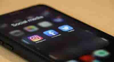 Instagram, FB Messenger users report outage