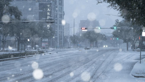 Once-in-a-generation winter storm hits US