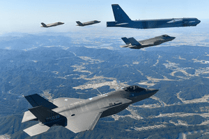 S.Korea, US stage joint air drills with B-52H bombers over Yellow Sea