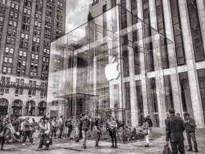 Apple mulling to buy Intel's modem business: Report