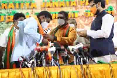 DMK's ex-MP Ramalingam joins BJP as Shah reaches TN