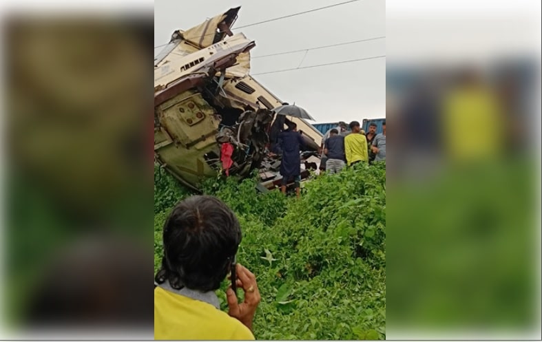 bengal-rail-accident-death-toll-rises-to-eight