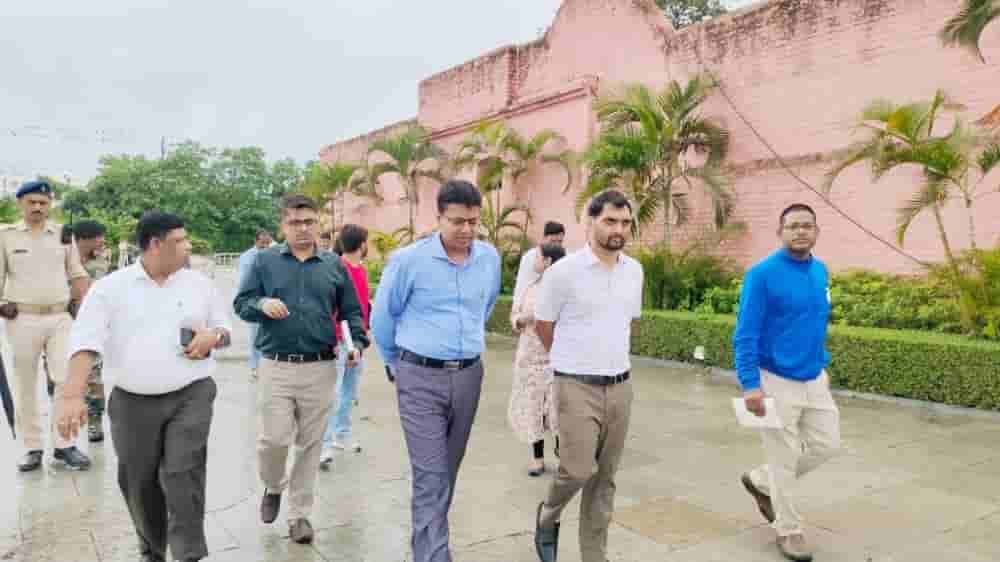 Ranchi DC Inspected of the venue for organizing World Tribal Day
