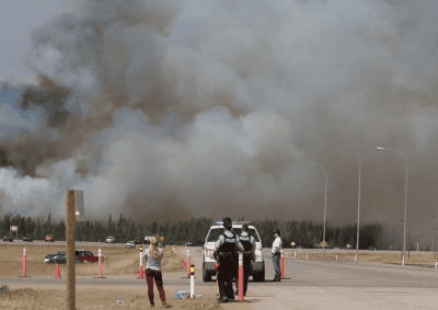 Wildfires scorch US' Hawaii, Canada, Spanish island, causing heavy losses